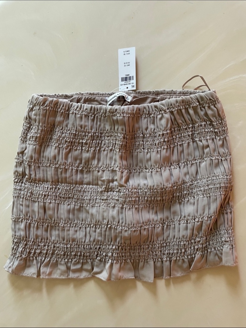 Abercrombie & Fitch Mid Rise Sheer Ruched Mini Skort